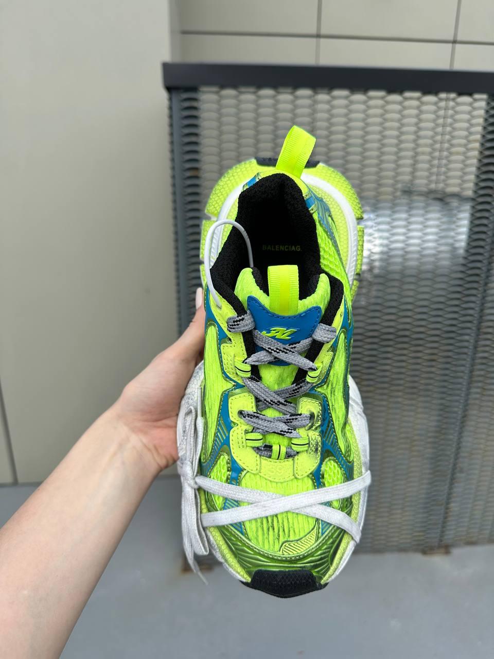 Balenciaga 3 XL in Fluo Yellow
