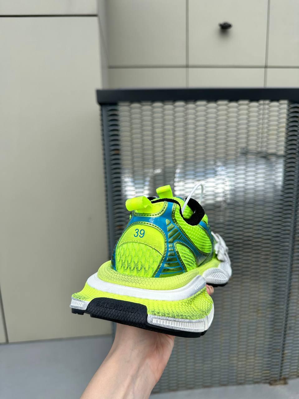 Balenciaga 3 XL in Fluo Yellow