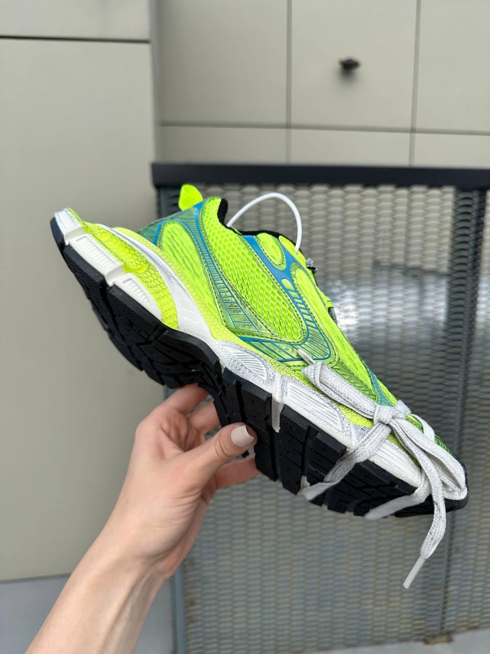 Balenciaga 3 XL in Fluo Yellow