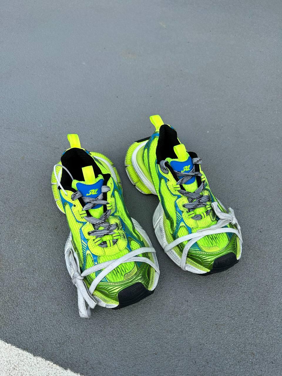 Balenciaga 3 XL in Fluo Yellow