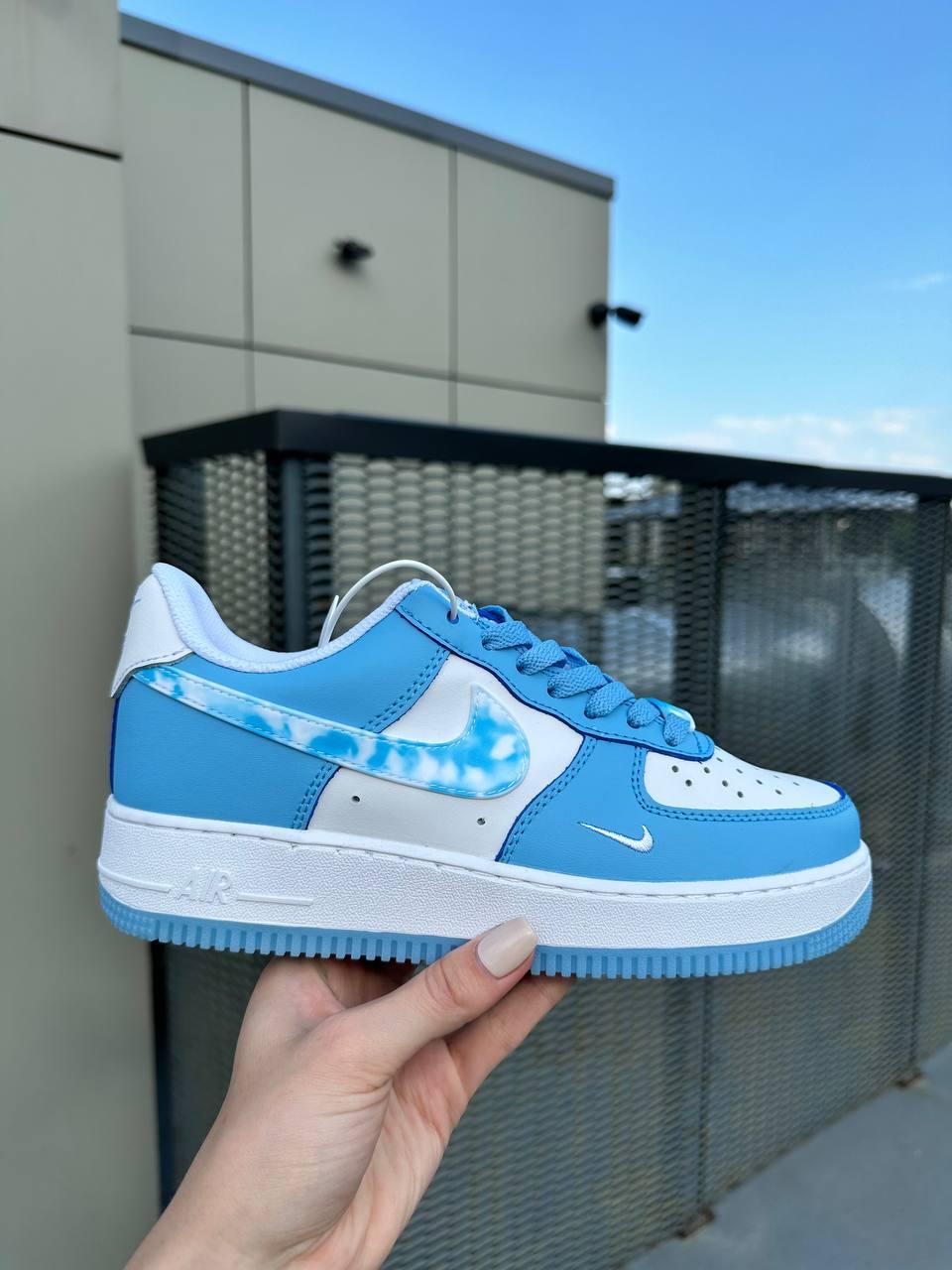 Nike Air Force 1 07 Lx Nail Art Celestine