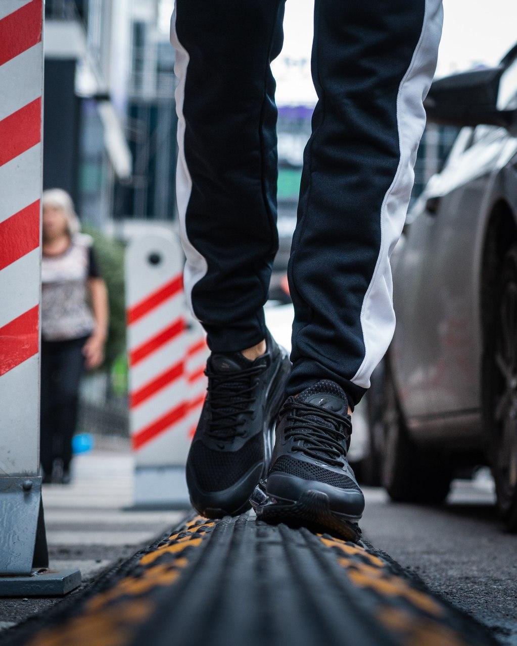 Nike Air Max 720 NEW Black 2