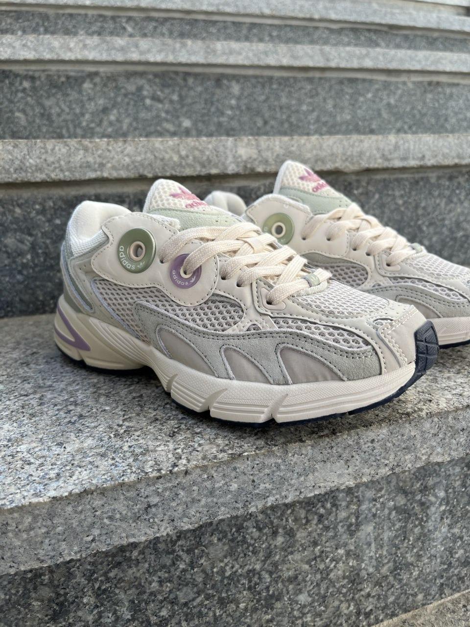 Adidas Astir Beige Halo Green