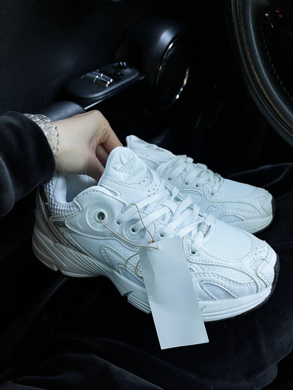 Adidas Astir Full White