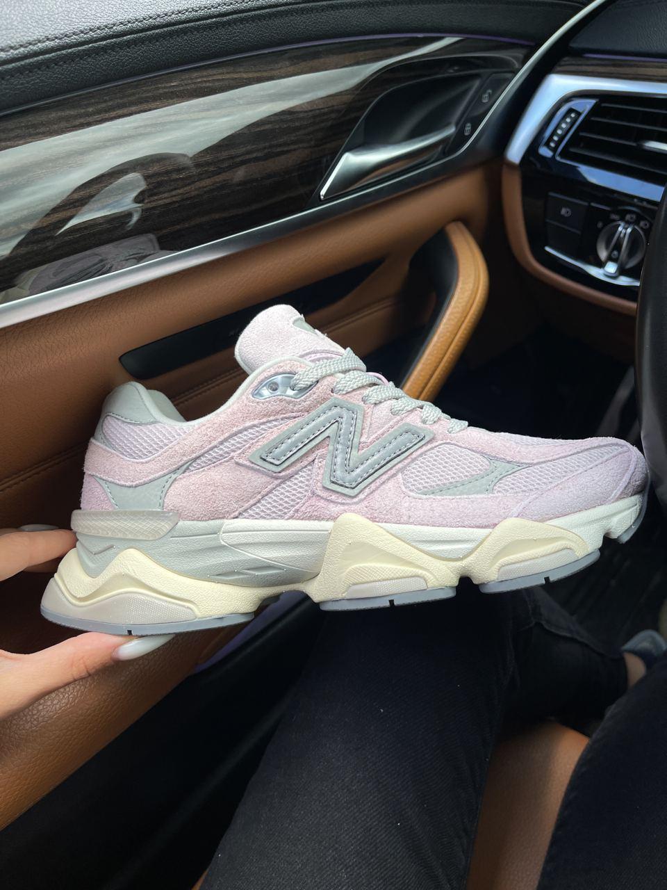New Balance 9060 Pink