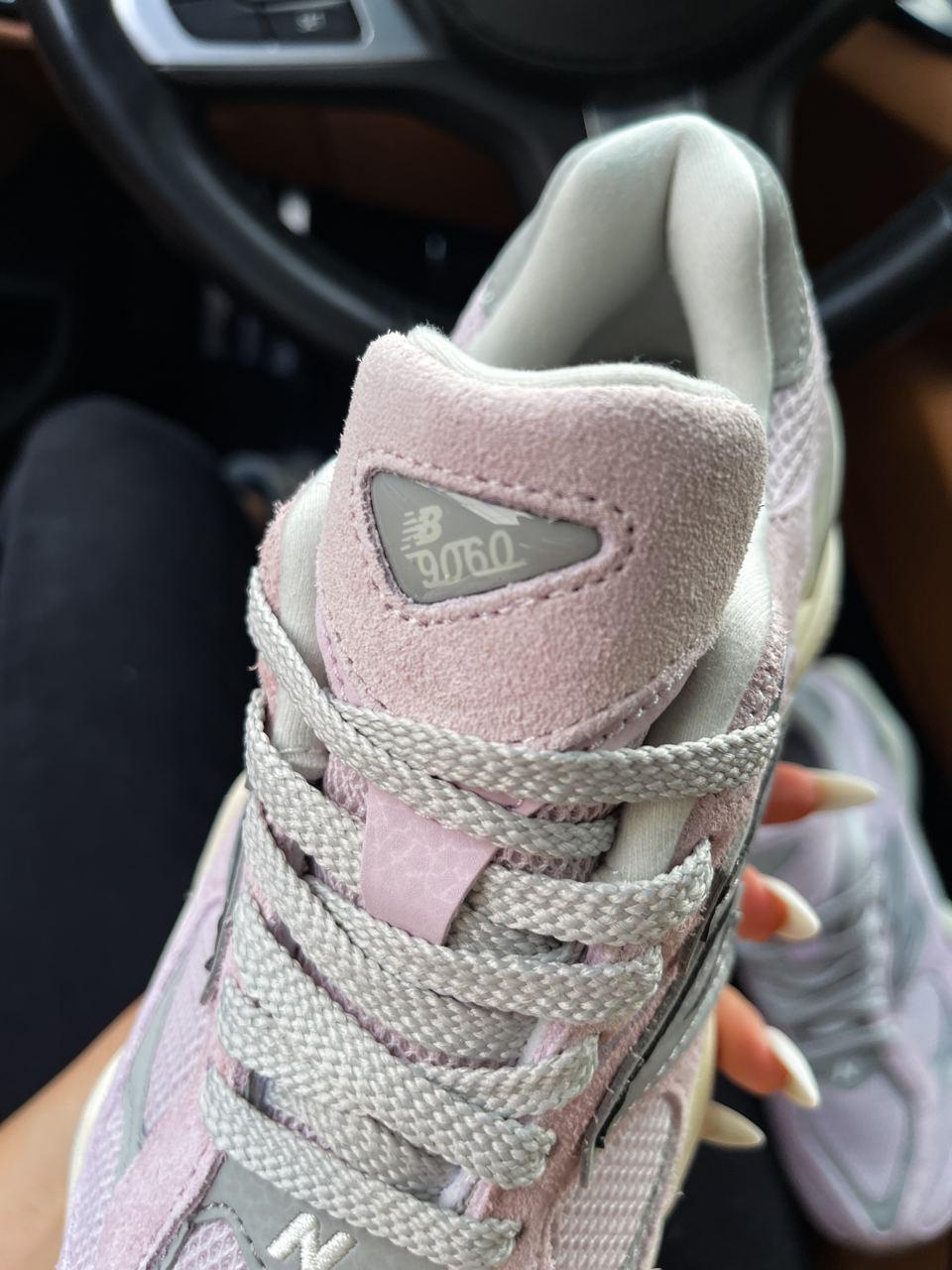 New Balance 9060 Pink