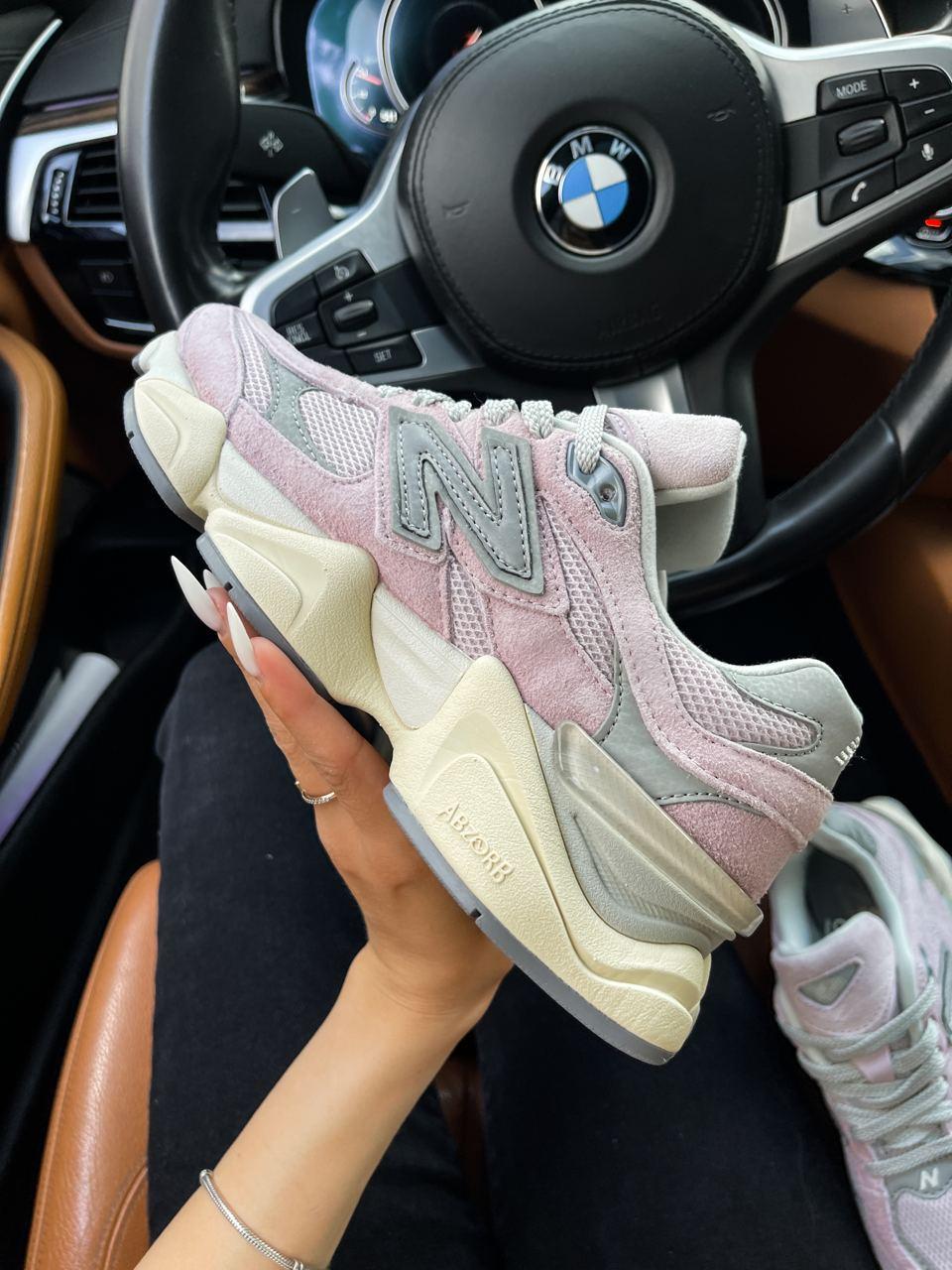 New Balance 9060 Pink