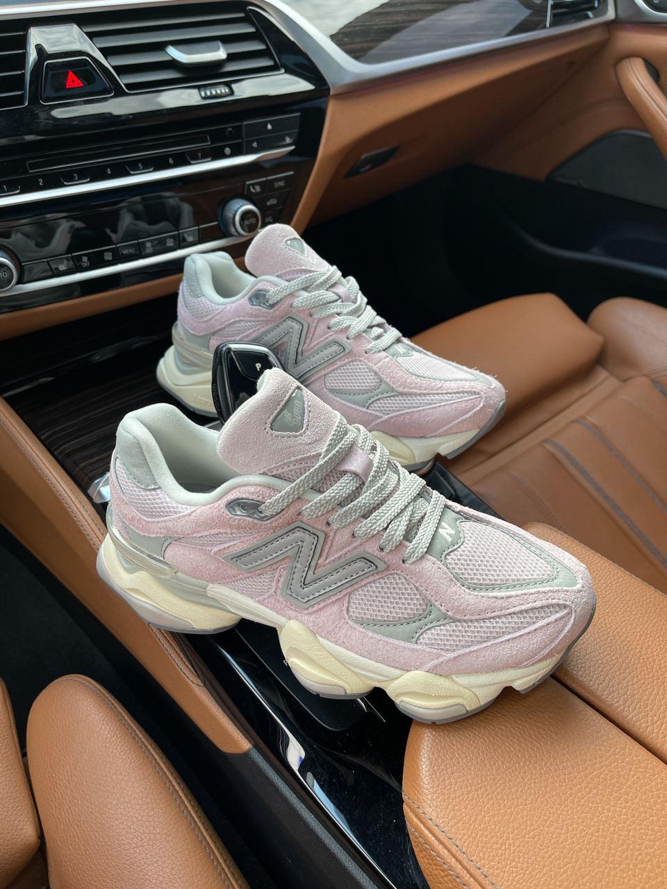 New Balance 9060 Pink