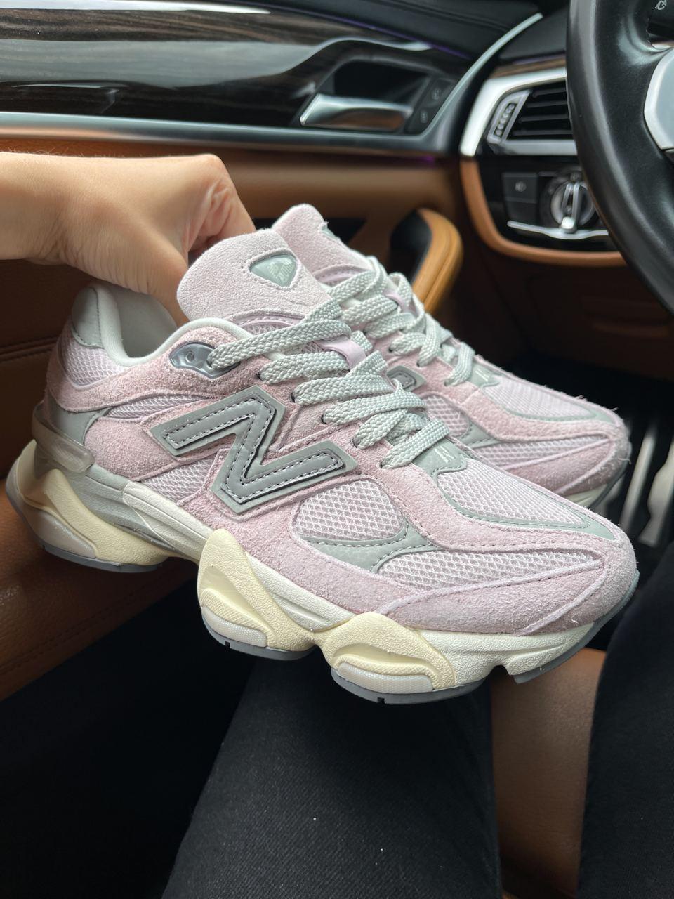 New Balance 9060 Pink