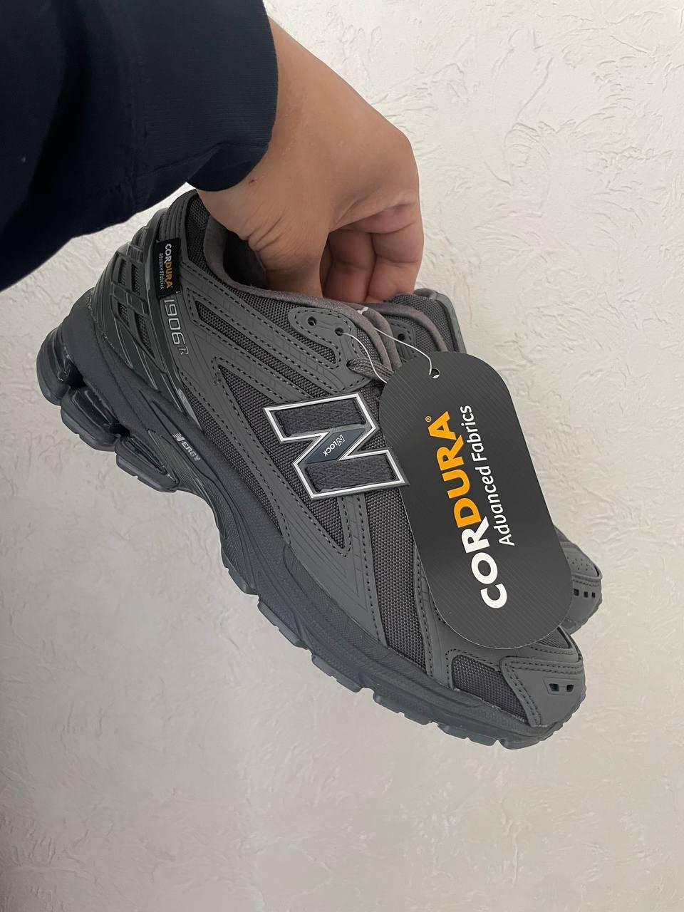 New Balance 1906R Cordura «Magnet»