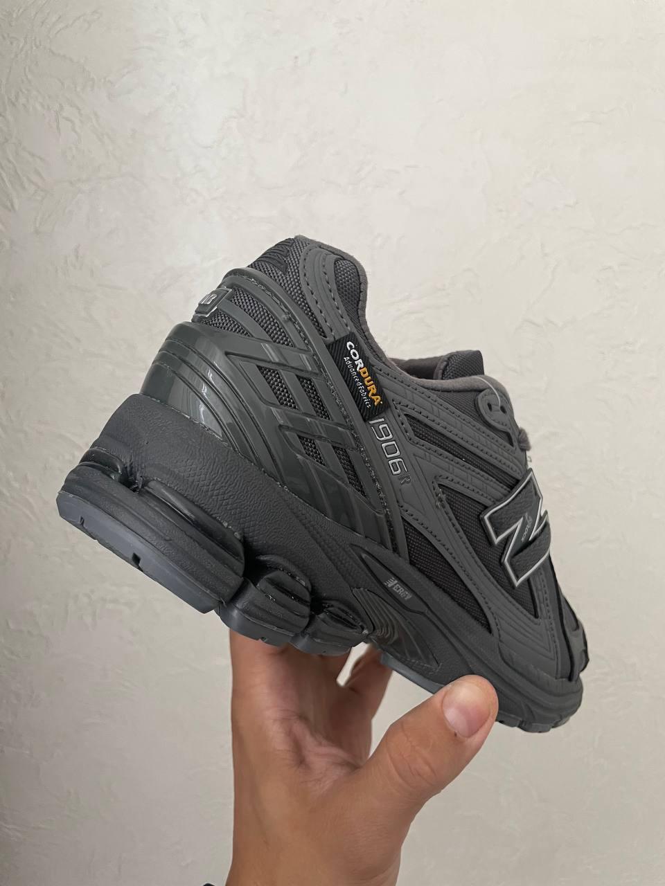 New Balance 1906R Cordura «Magnet»