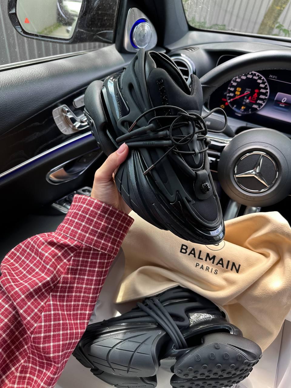 Balmain Unicorn Low-Top Black