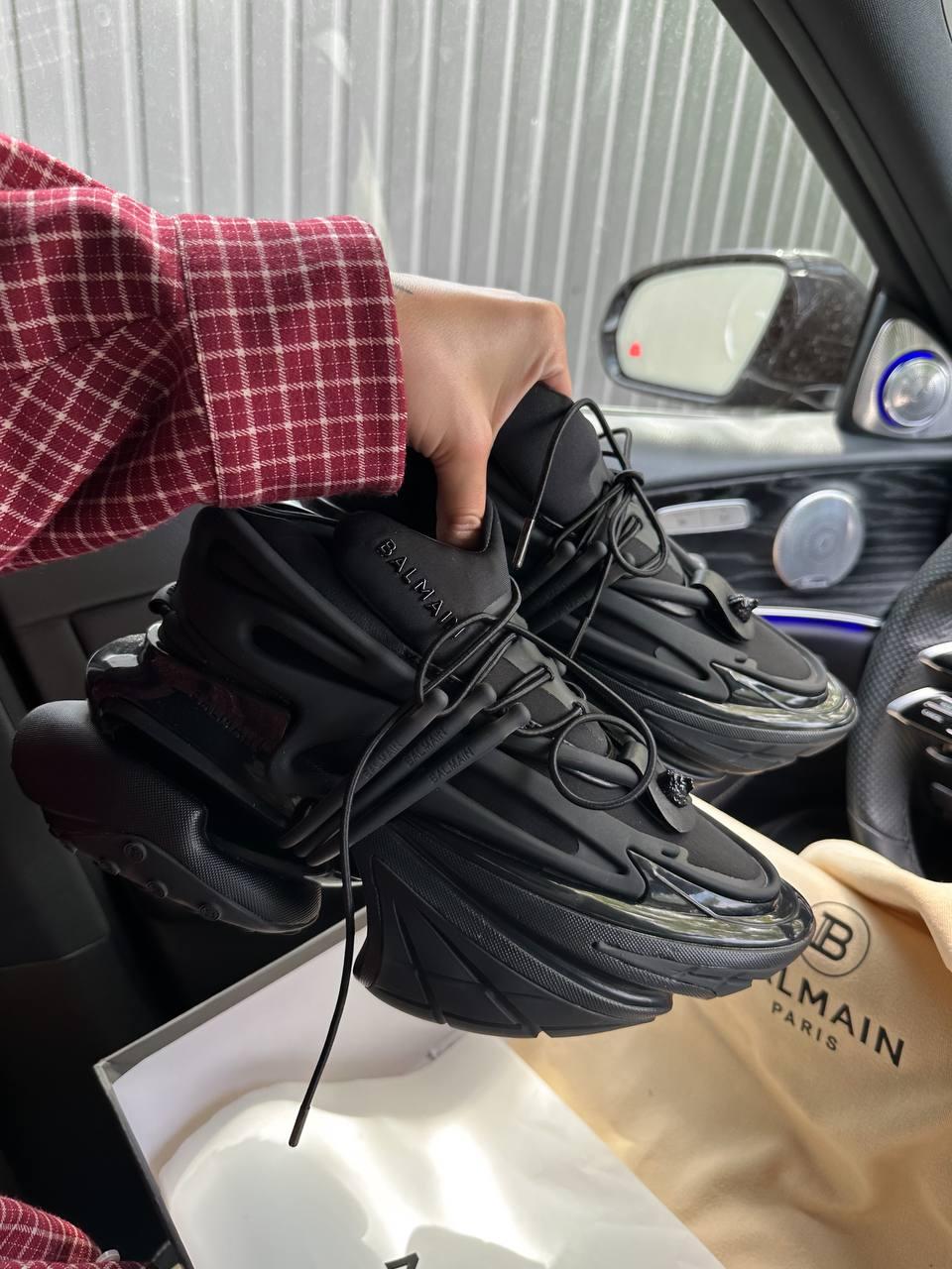 Balmain Unicorn Low-Top Black