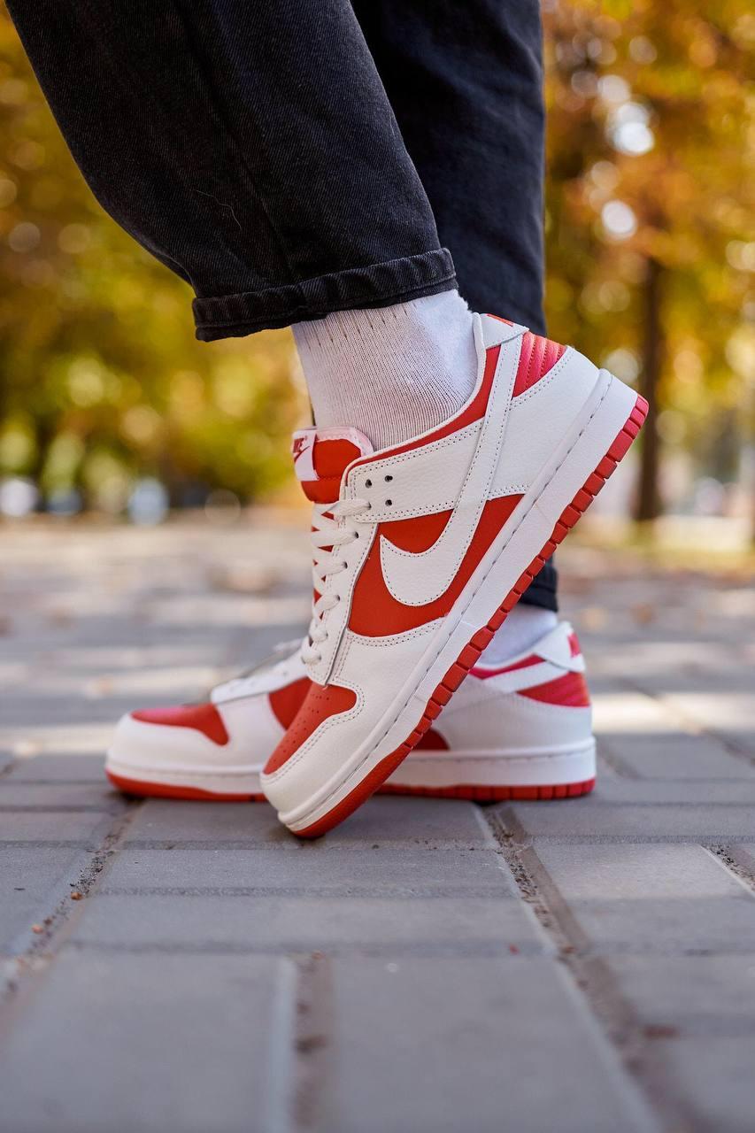 Nike SB Dunk Low Retro Red White