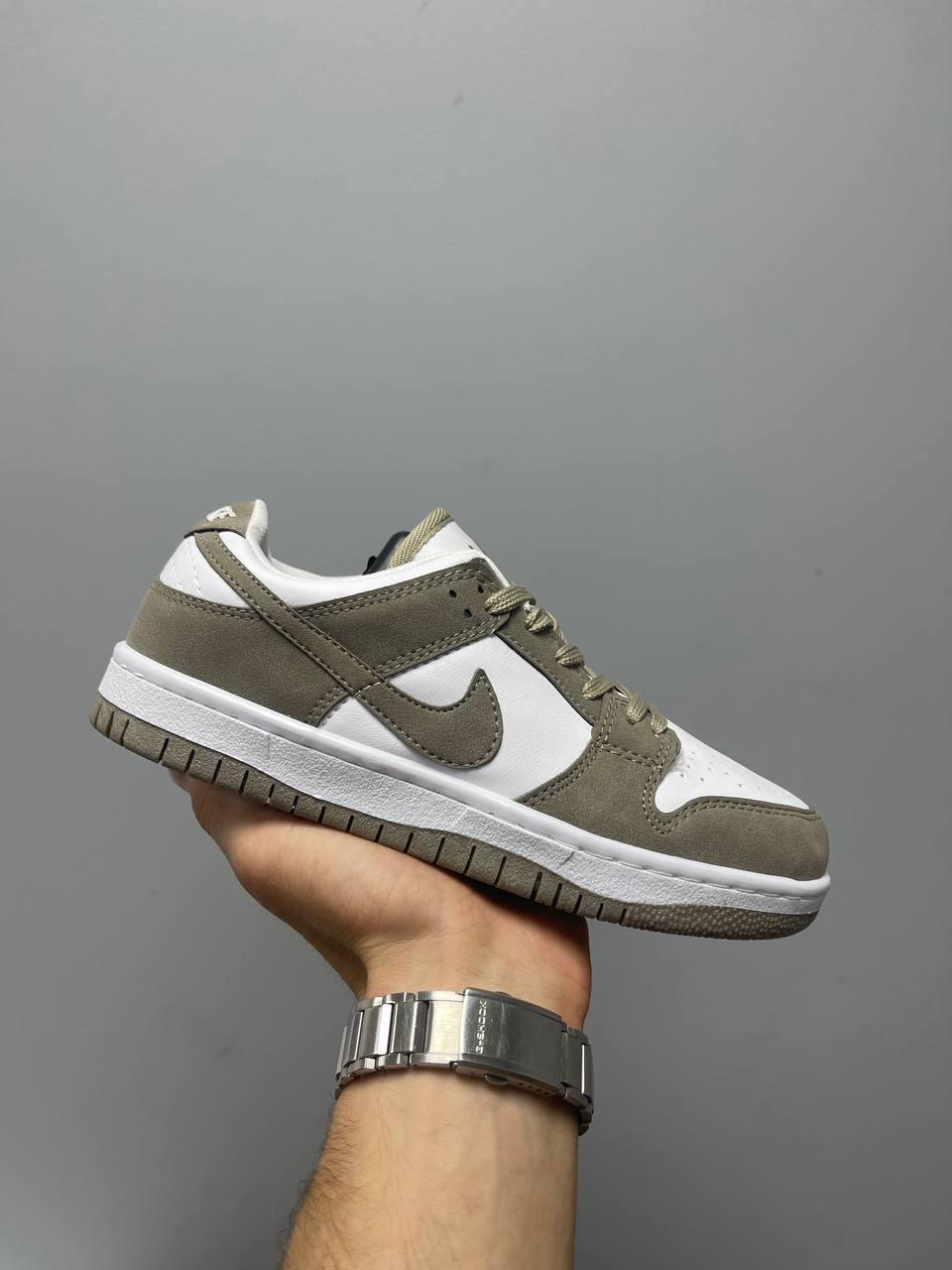 Nike SB Dunk Low Beige White