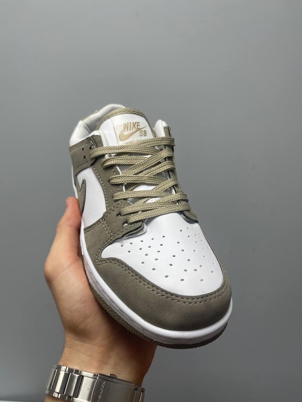 Nike SB Dunk Low Beige White
