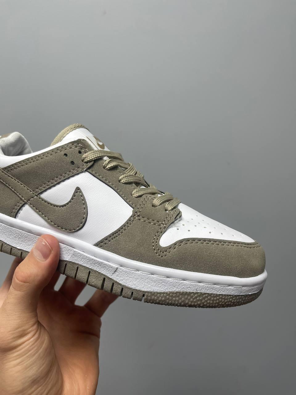 Nike SB Dunk Low Beige White