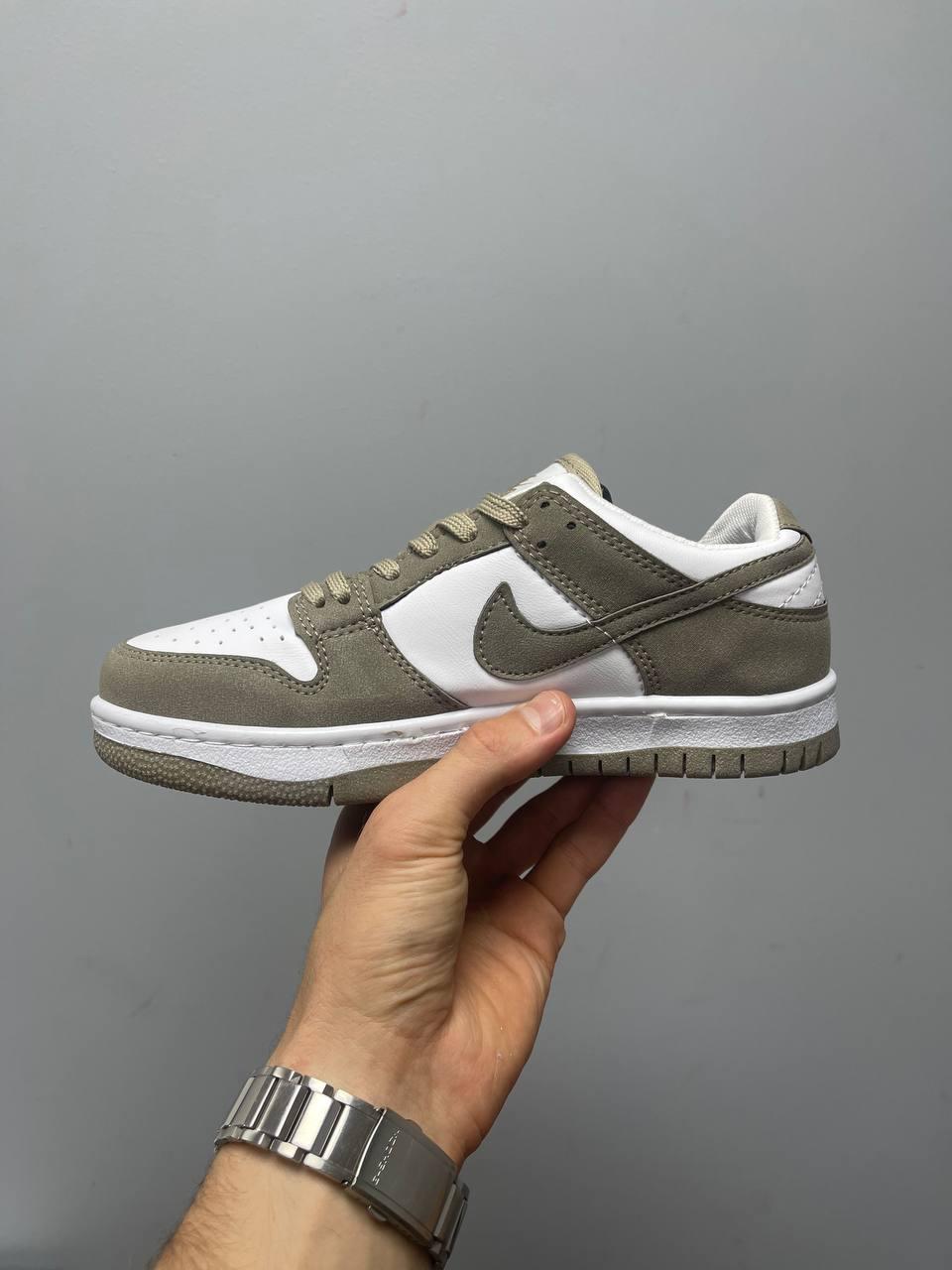 Nike SB Dunk Low Beige White