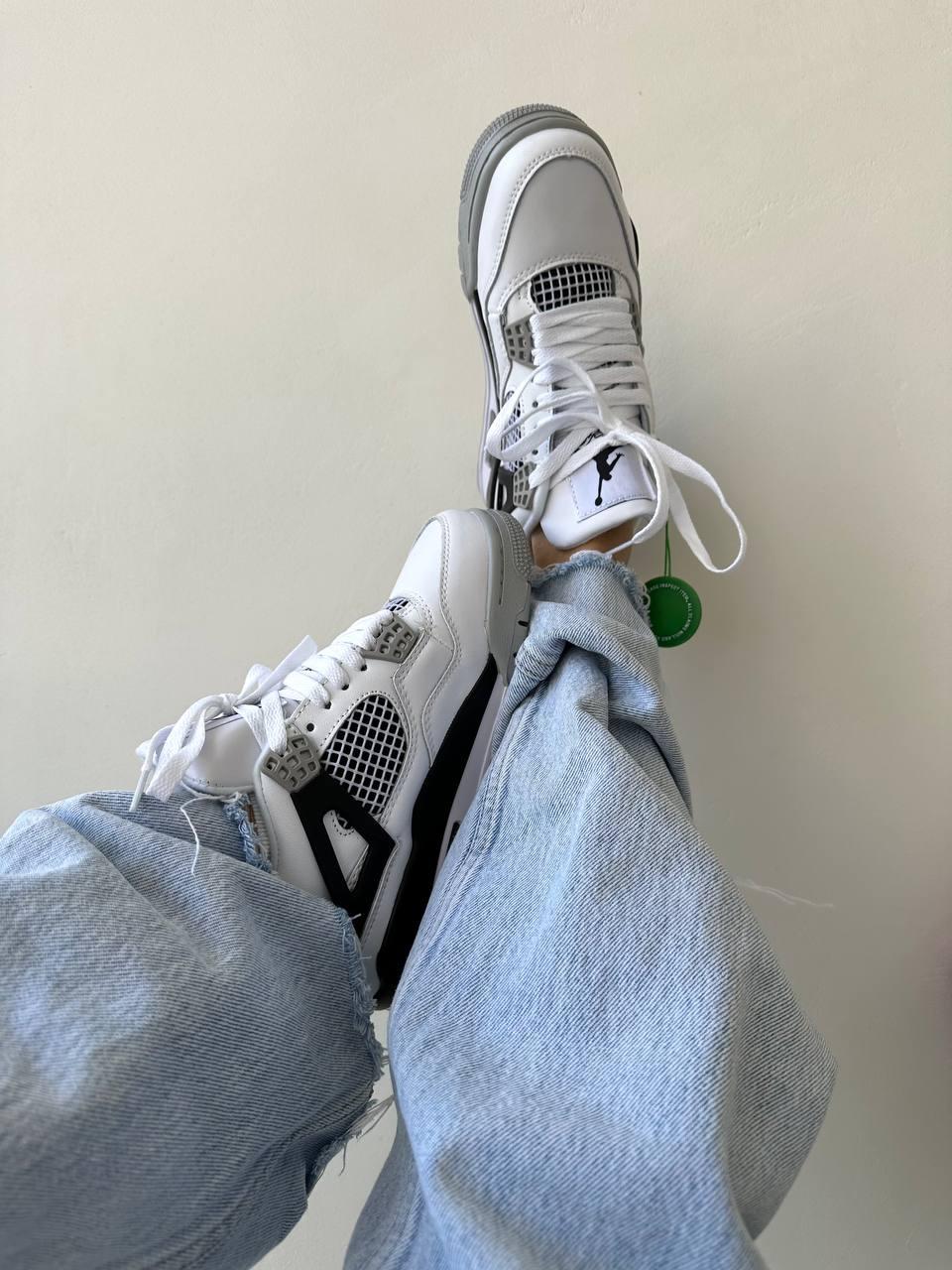 Nike Air Jordan 4 White Grey Black