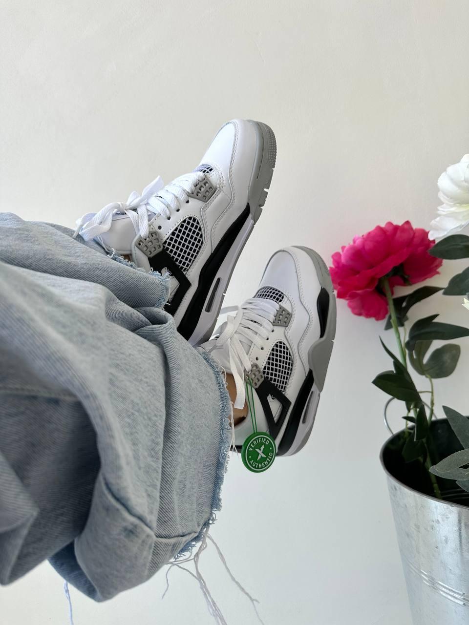 Nike Air Jordan 4 White Grey Black