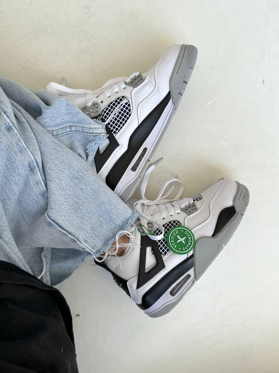 Nike Air Jordan 4 White Grey Black