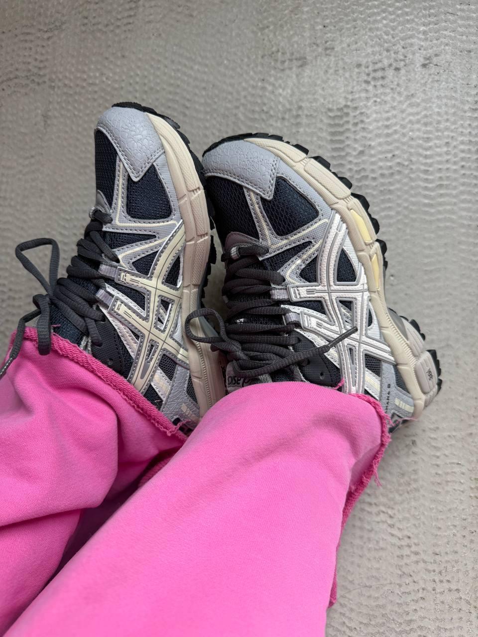 Asics Kahana 8 Grey