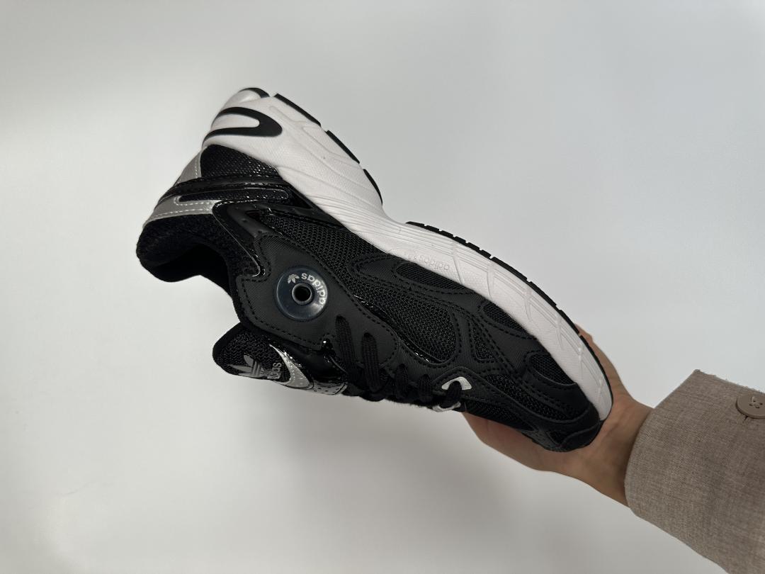Adidas Astir Black White