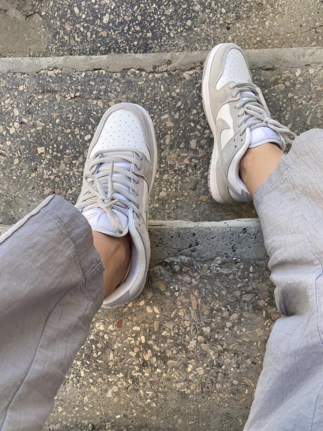 Nike Dunk Low White Grey