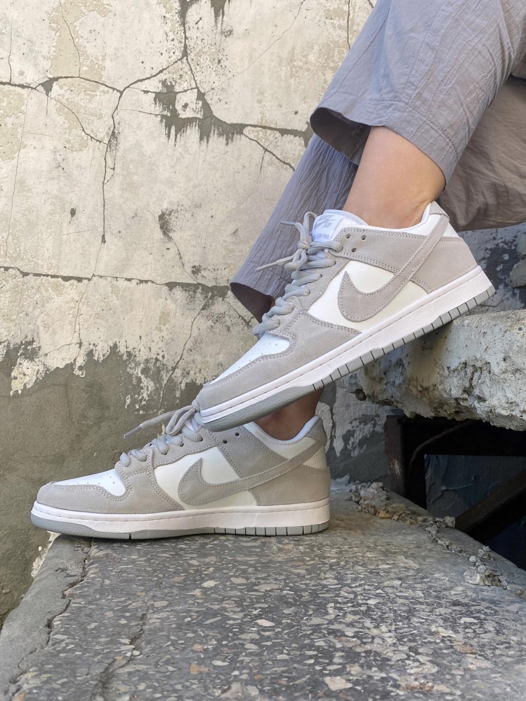 Nike Dunk Low White Grey