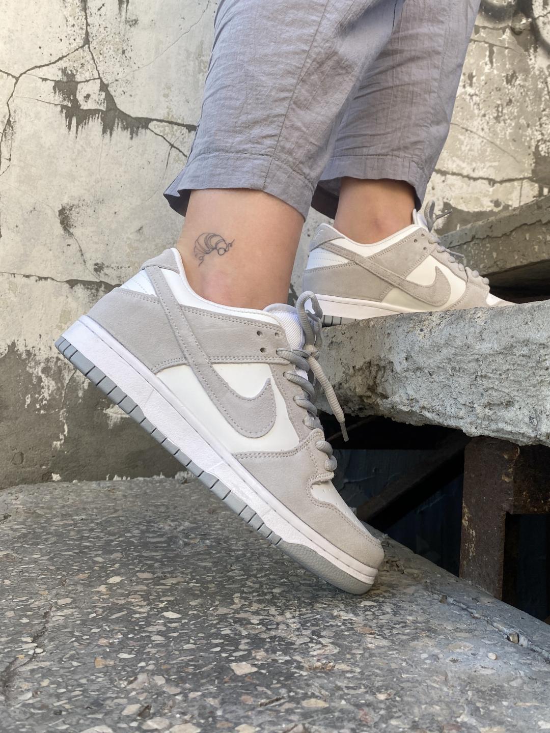 Nike Dunk Low White Grey