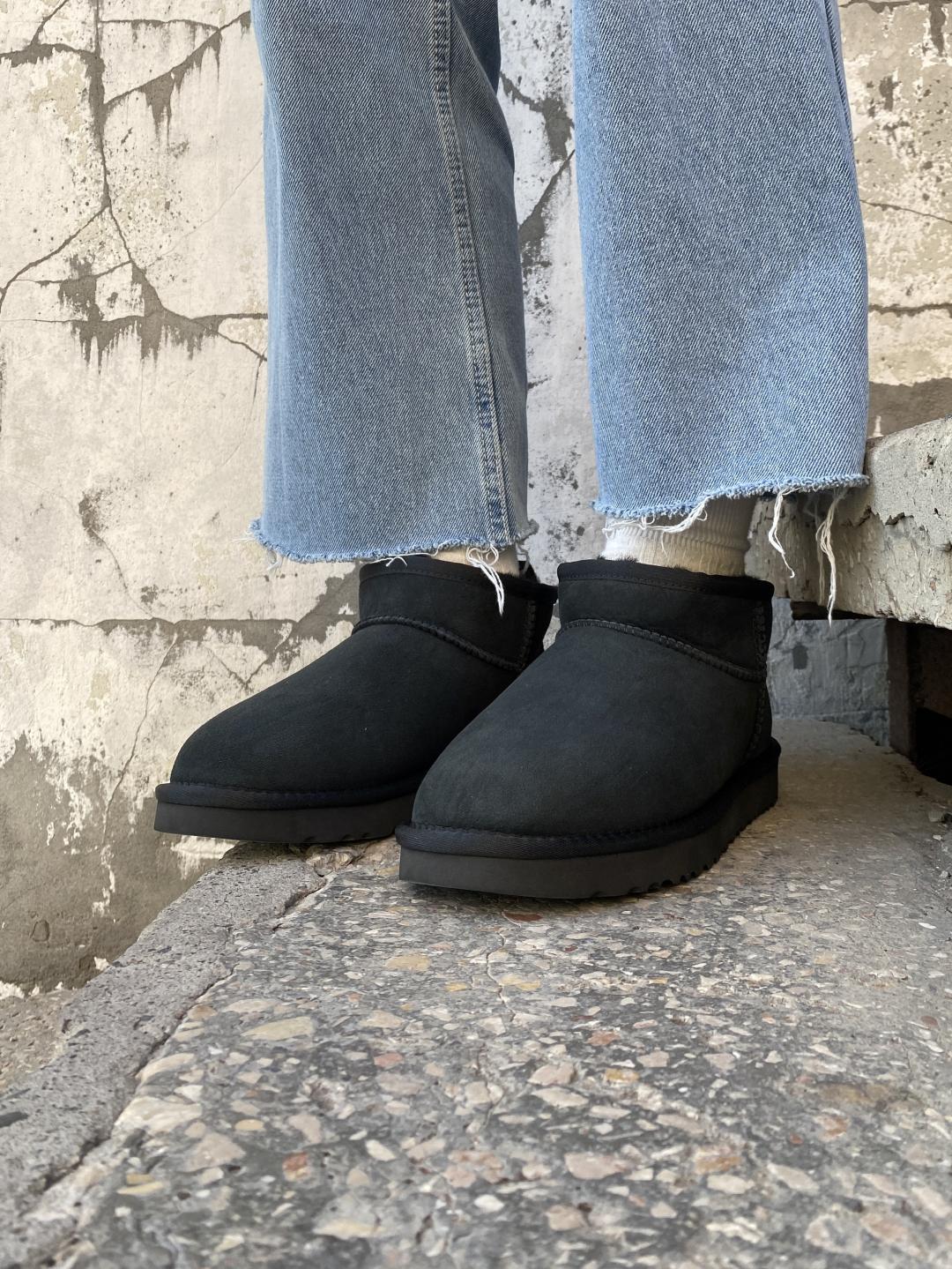 Ugg Classic Ultra Mini Black