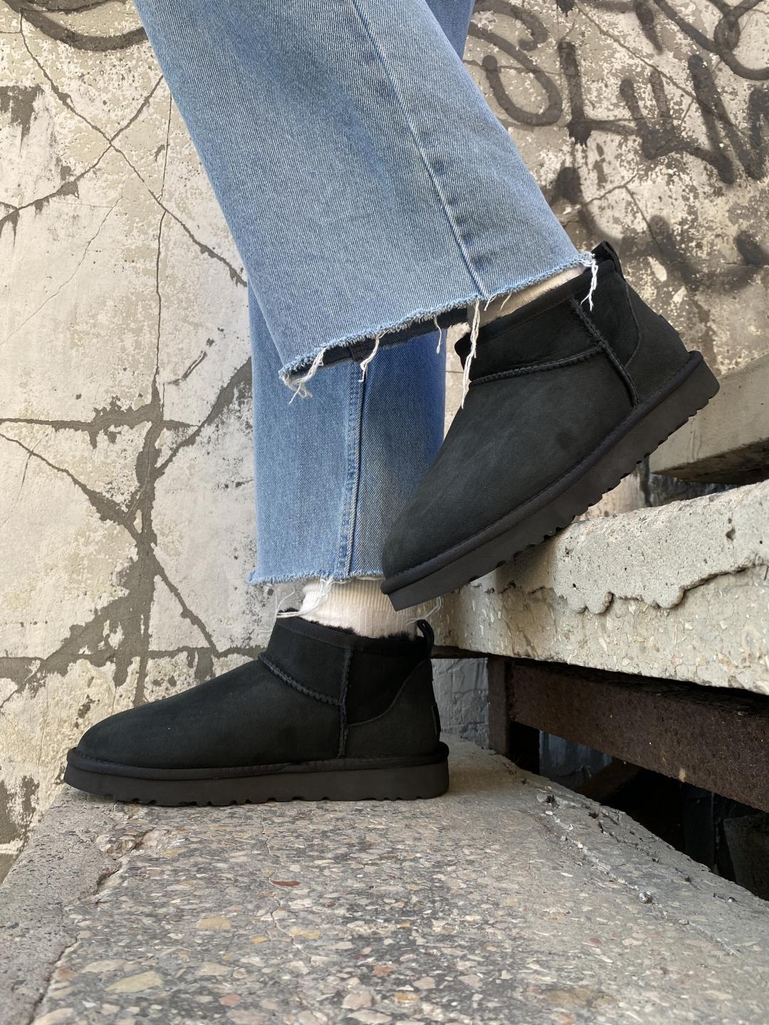 Ugg Classic Ultra Mini Black
