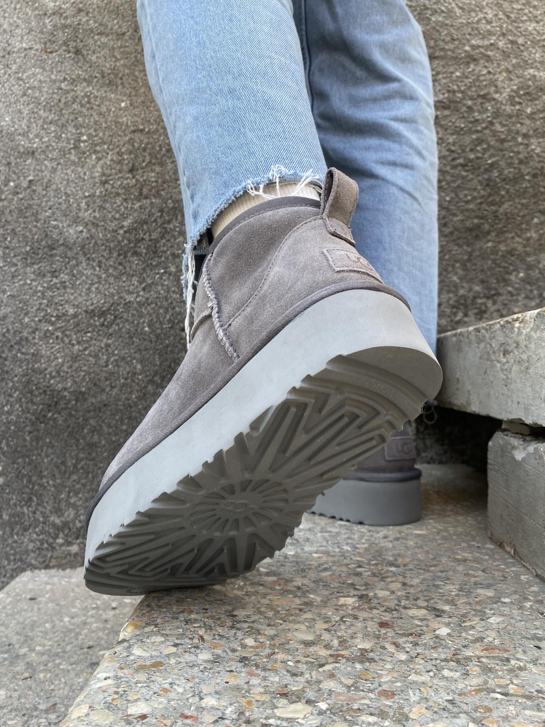 Ugg Classic Ultra Mini Platform Grey