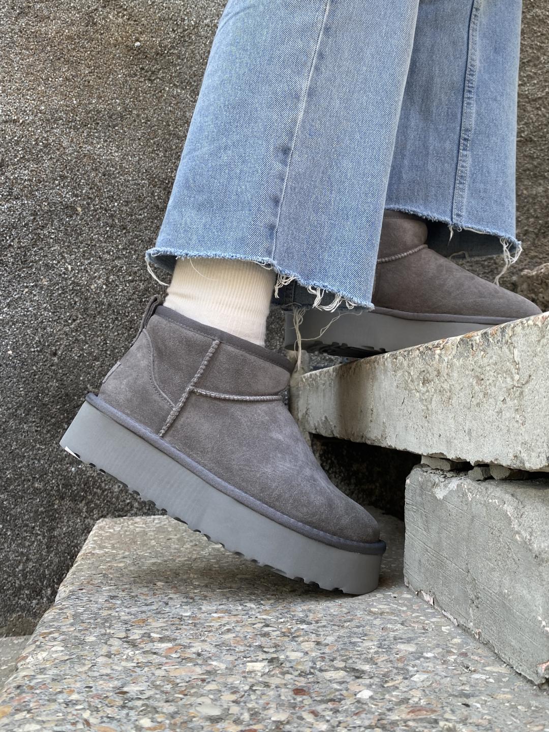 Ugg Classic Ultra Mini Platform Grey