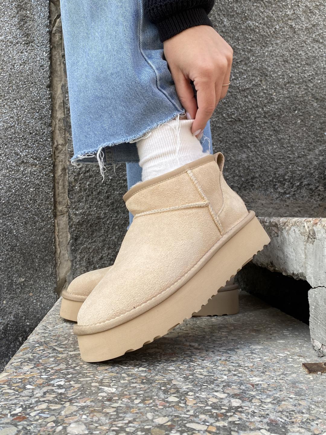 Ugg Classic Ultra Mini Platform Beige