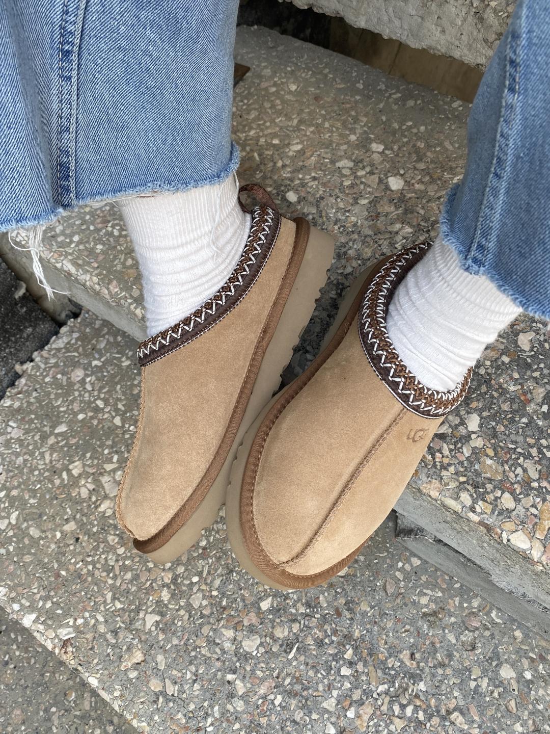 Ugg Tasman Chestnut (коричнева вишивка)