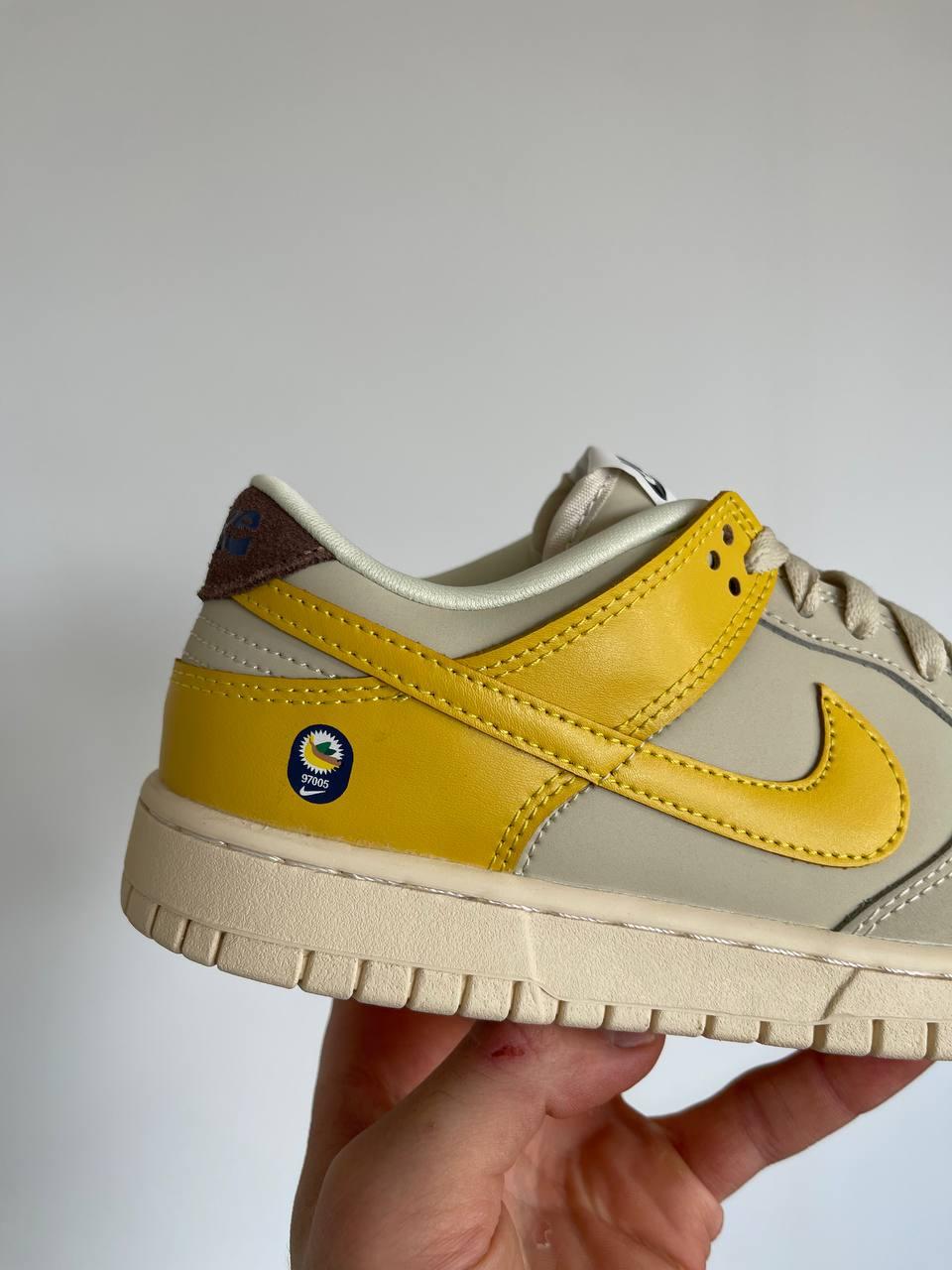 Nike Dunk Low LX Banana