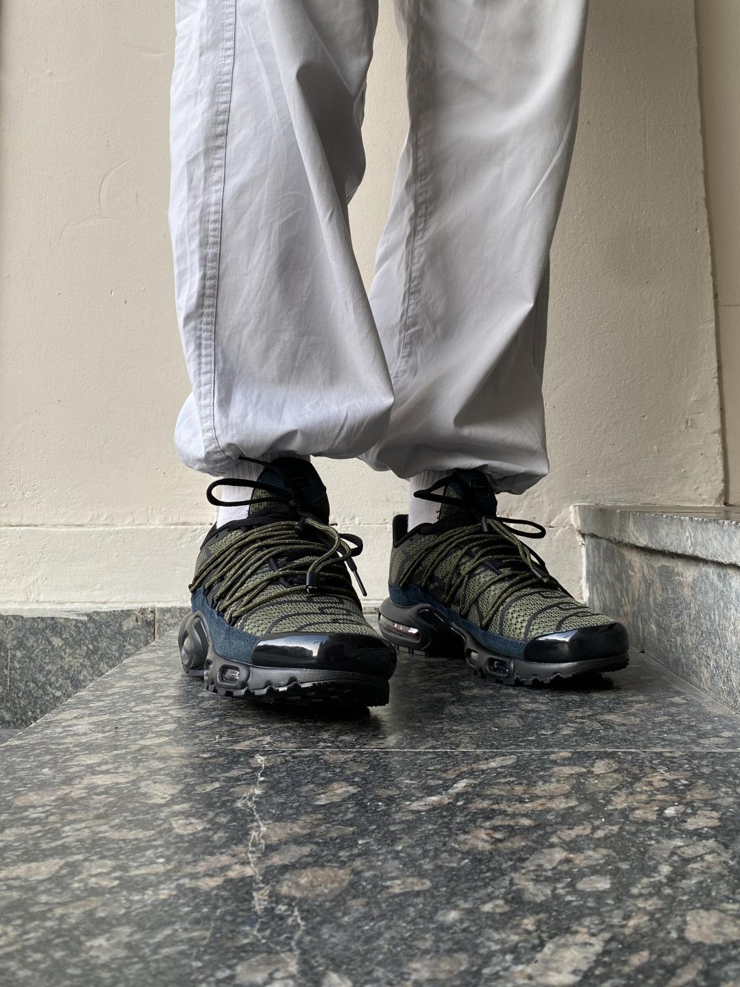 Nike Air Max TN Plus Khaki Black
