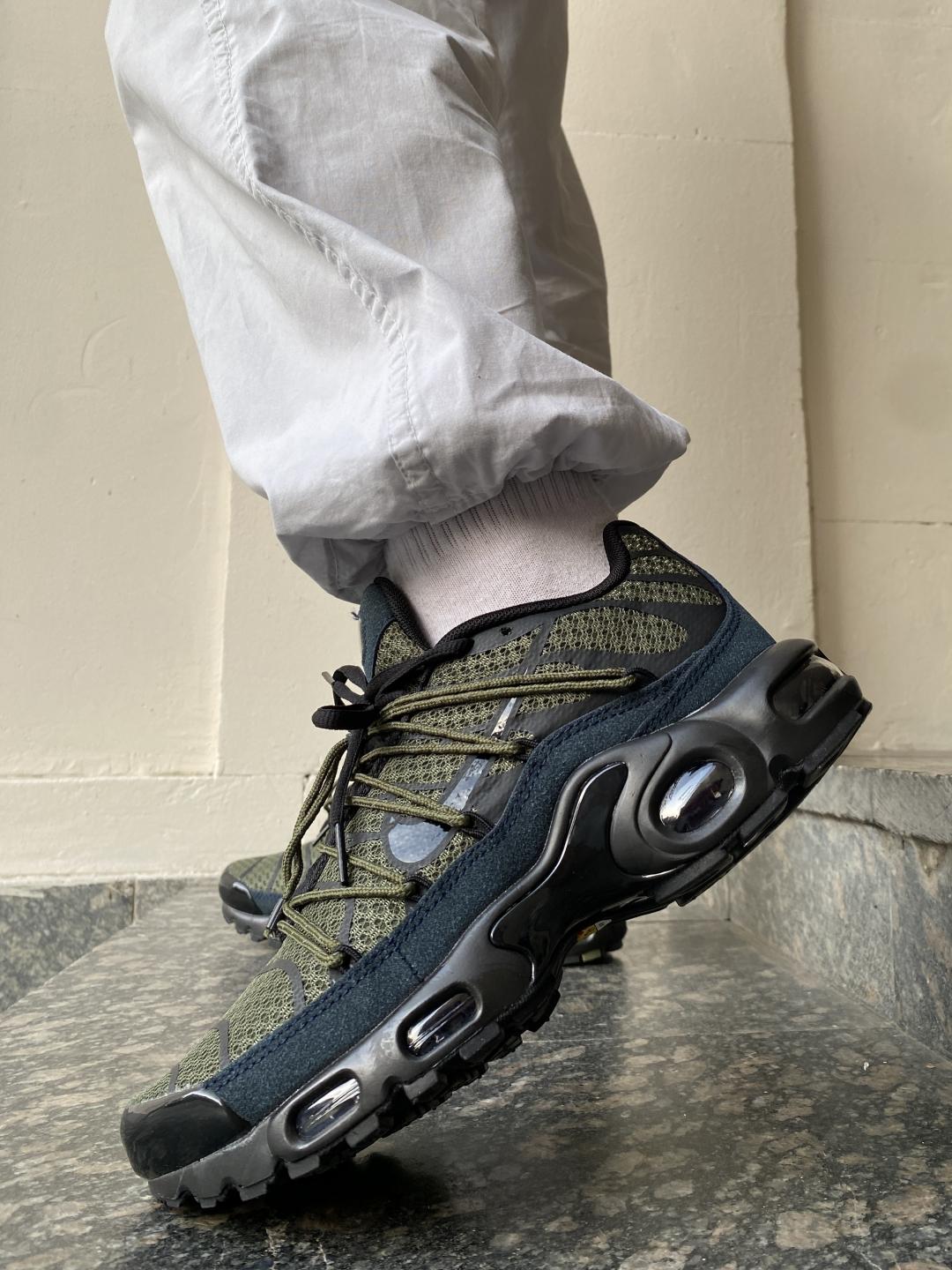 Nike Air Max TN Plus Khaki Black