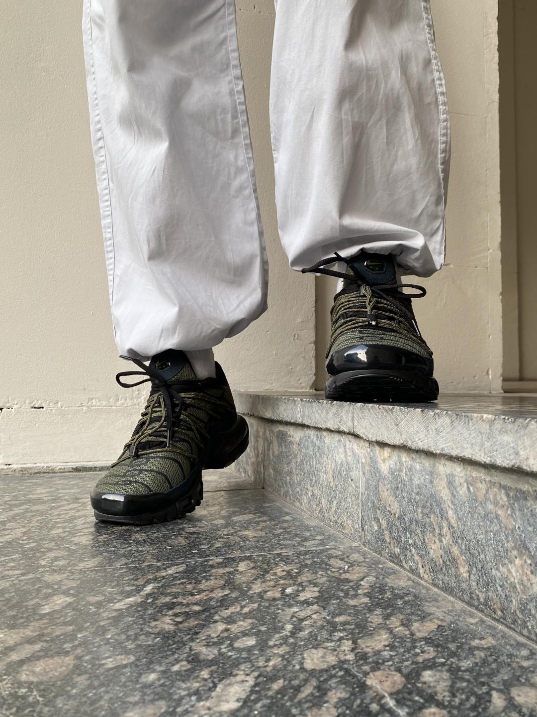 Nike Air Max TN Plus Khaki Black
