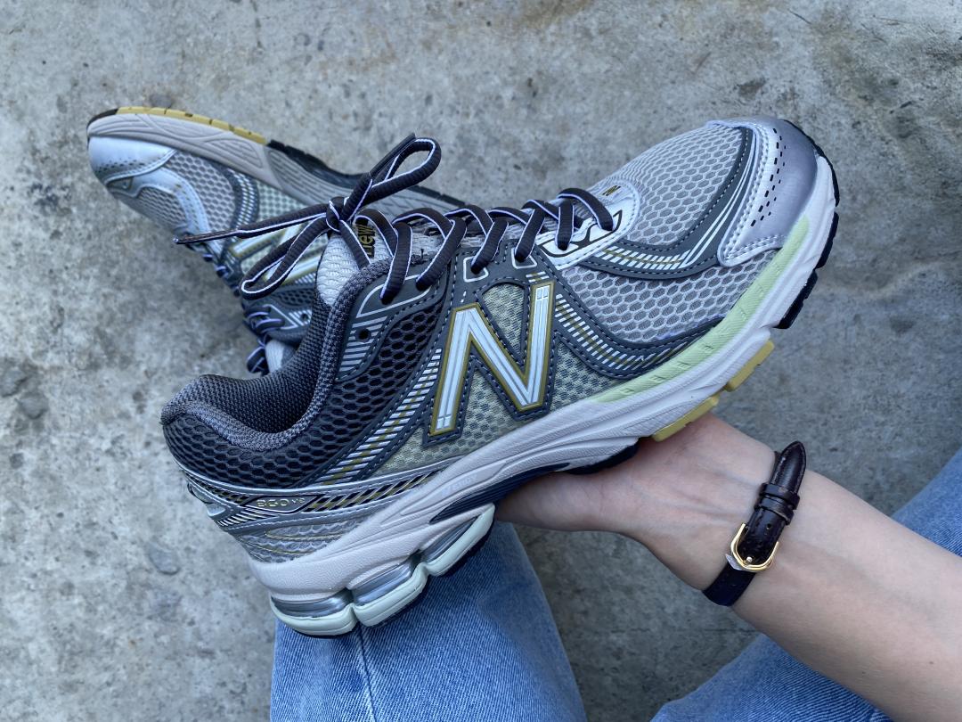 New Balance 860 V2 Grey