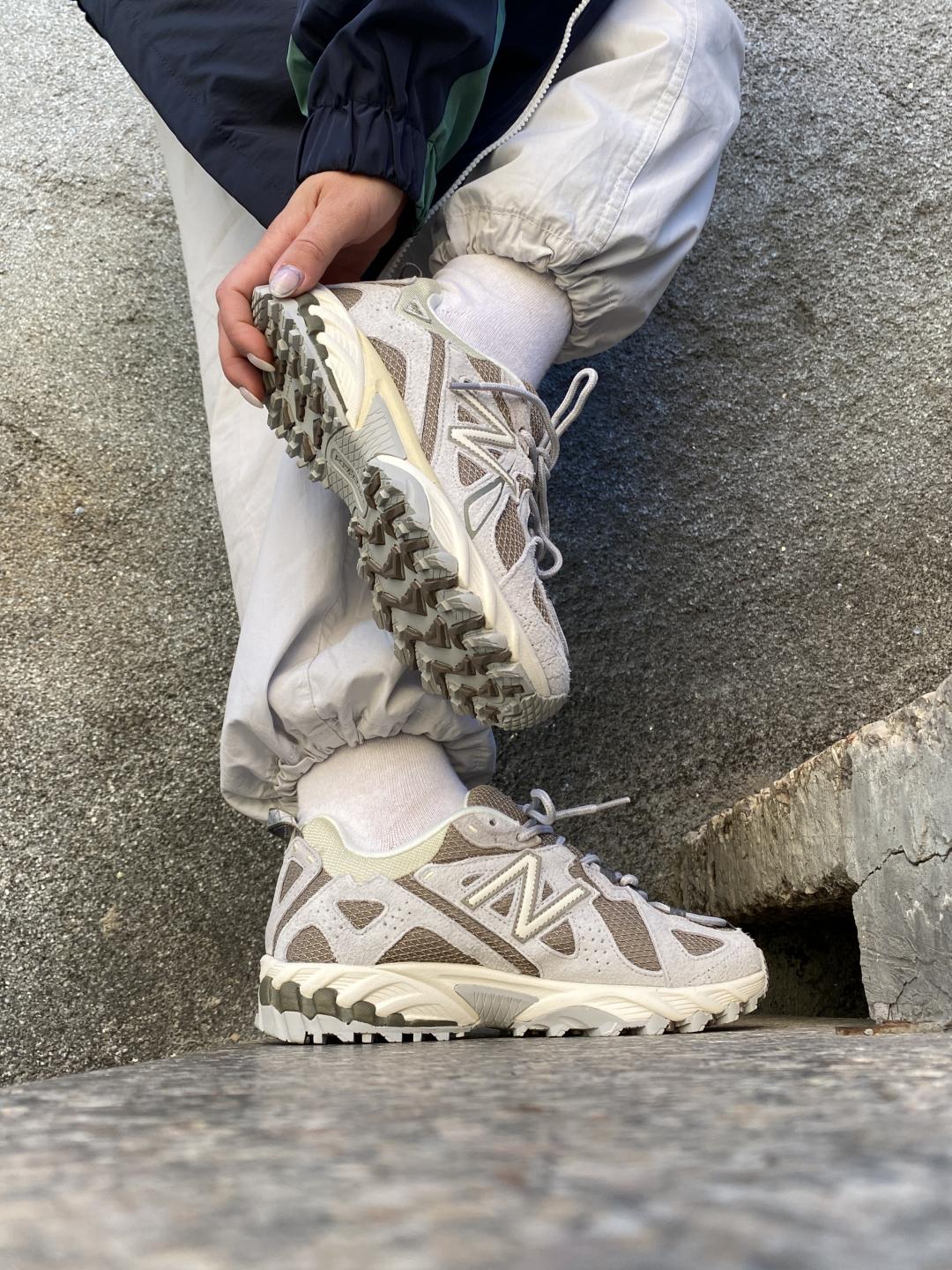 New Balance 610 Beige Cream