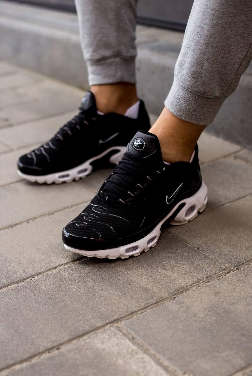 Nike Air Max Plus TN Black White