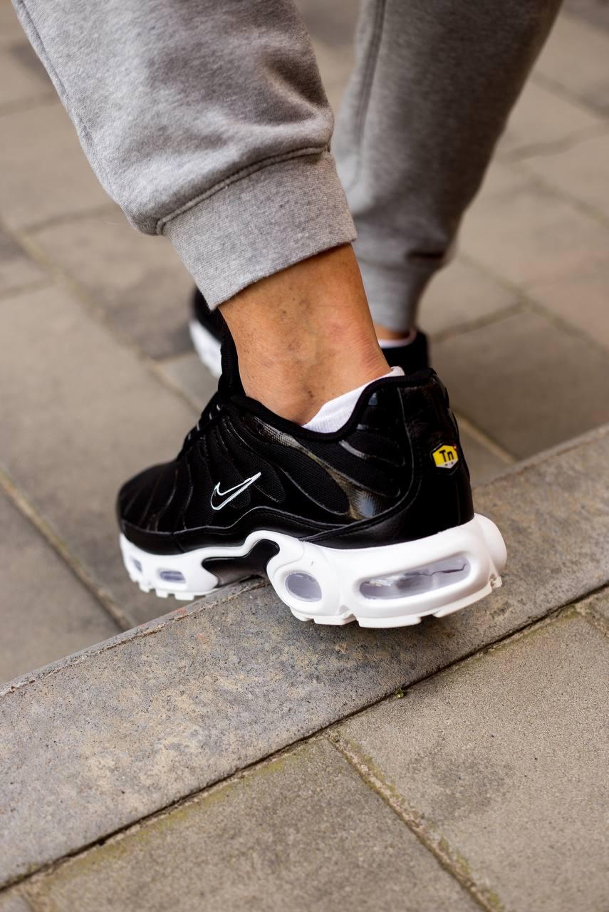Nike Air Max Plus TN Black White