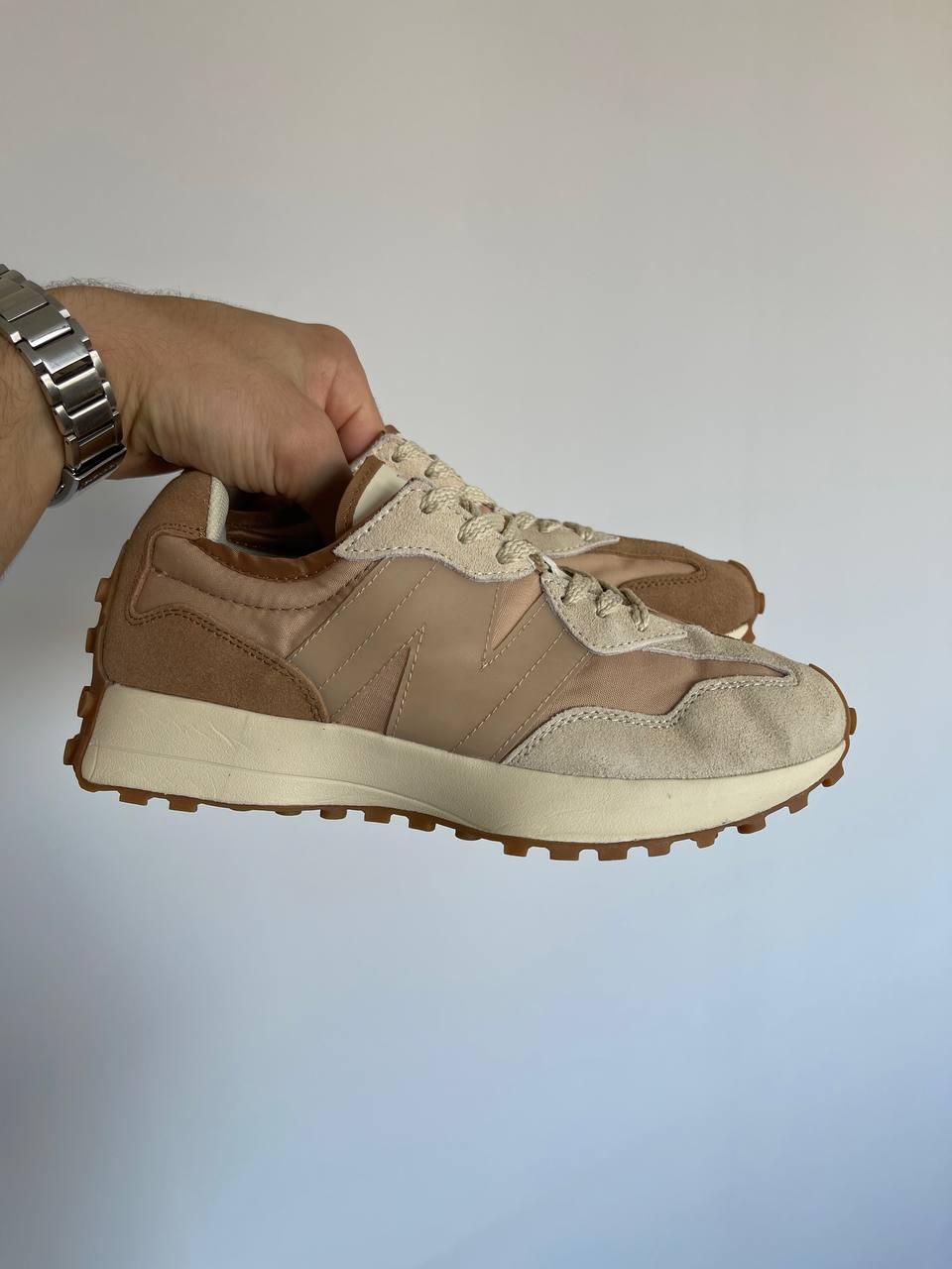New Balance 327 Beige Brown