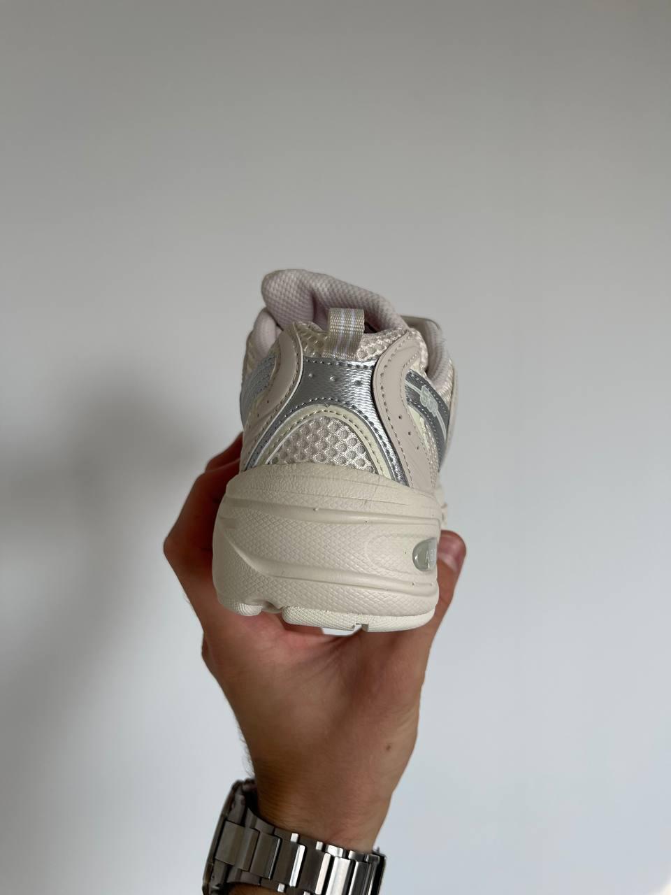 New Balance 530 Beige v3