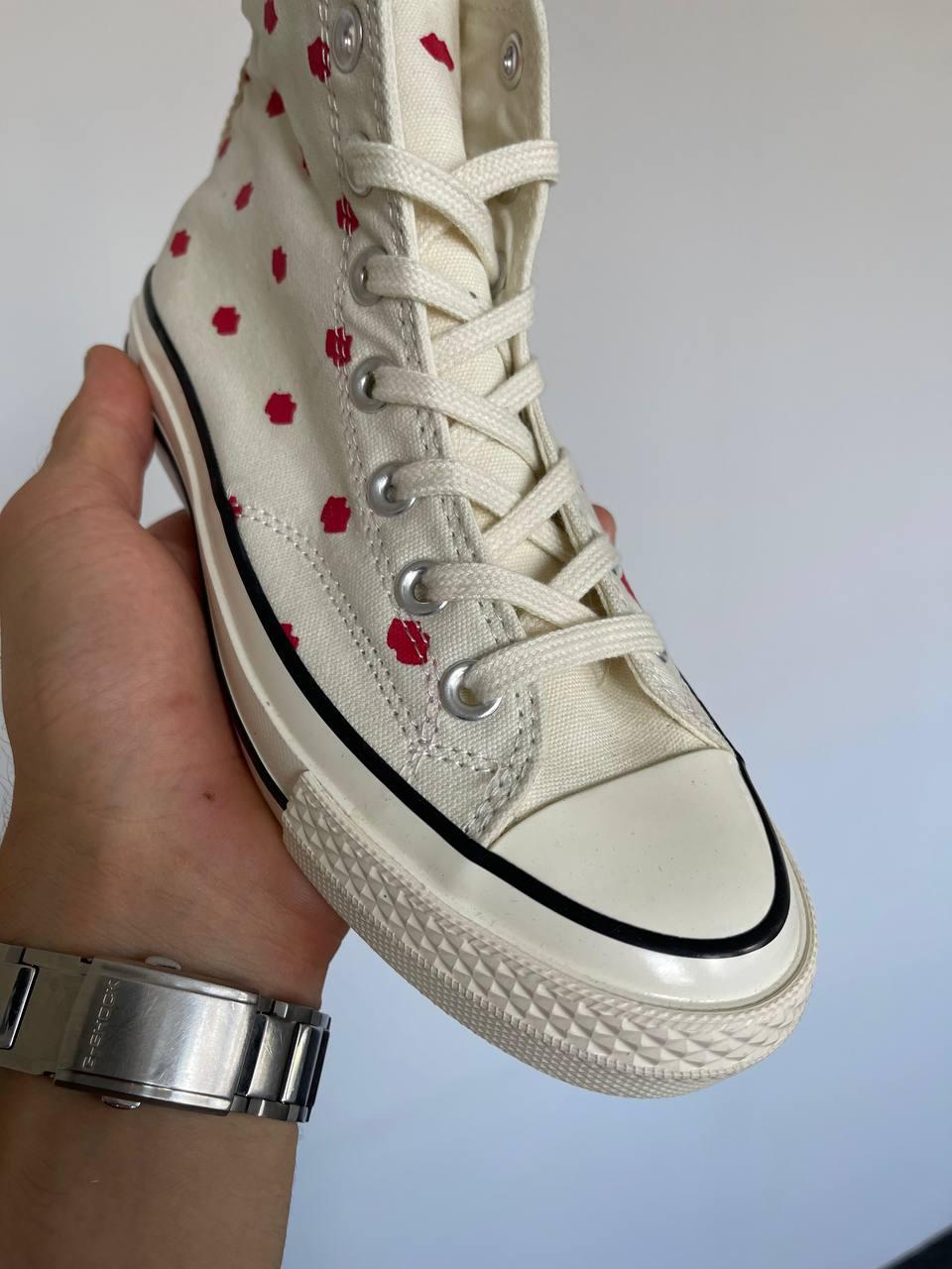Converse Chuck 70 Embroidered Lips White