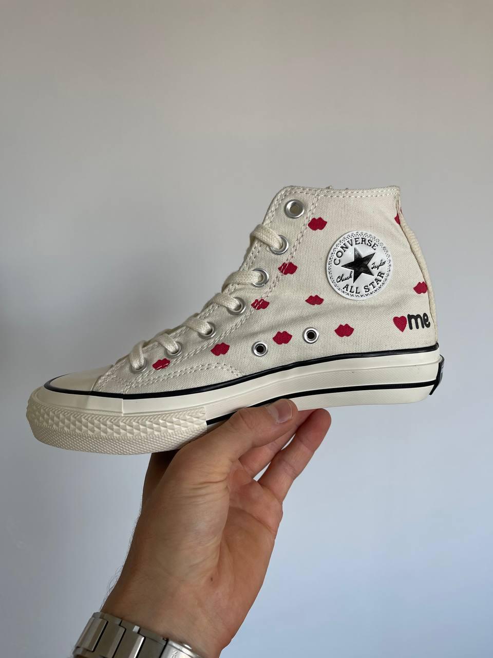 Converse Chuck 70 Embroidered Lips White