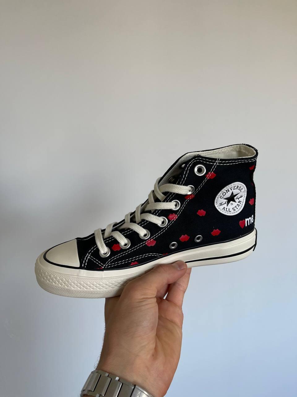 Converse Chuck 70 Embroidered Lips Black