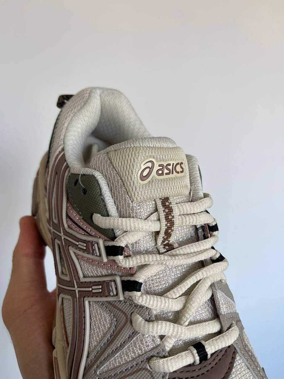 Gel-Kahana 8 Marathon Running Beige Blue